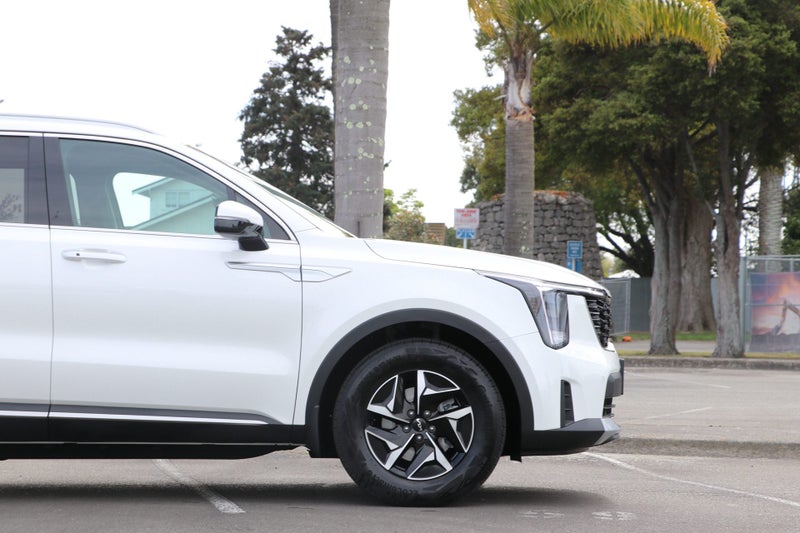 2025 Kia Sorento HEV Earth AWD 1.6PHT image 4