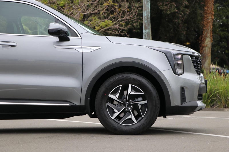 2025 Kia Sorento HEV Earth AWD 1.6PHT image 4