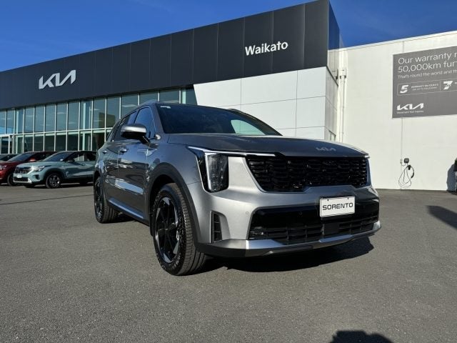 2025 Kia Sorento HEV WATER AWD 1.6 TURBO PETROL... image 5