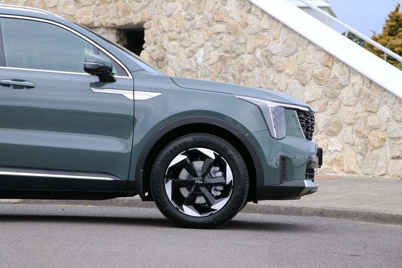 2025 Kia Sorento HEV WATER AWD 1.6PHT image 4