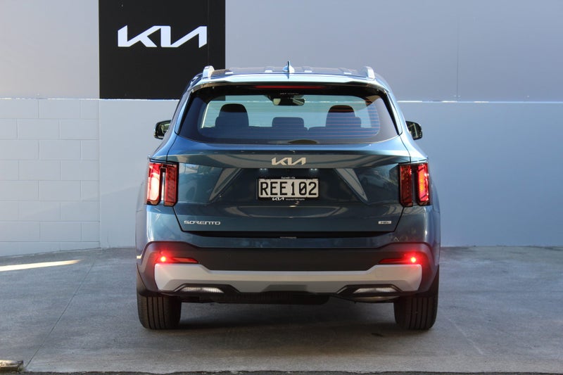 2025 Kia Sorento Hybrid Light 2WD 1.6 Turbo Petrol image 4