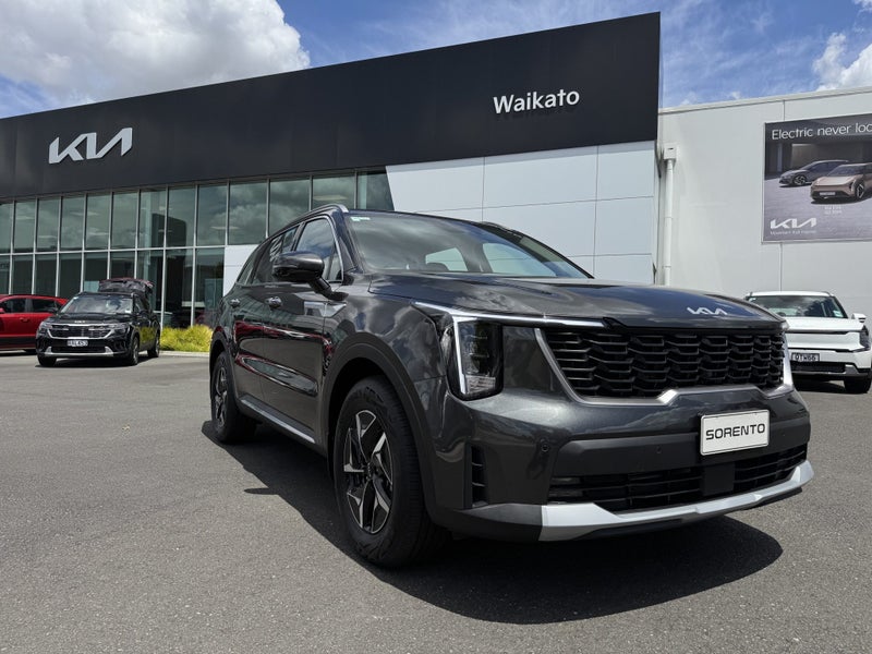 2025 Kia Sorento LIGHT HEV 2WD 1.6 PETROL TURBO image 4