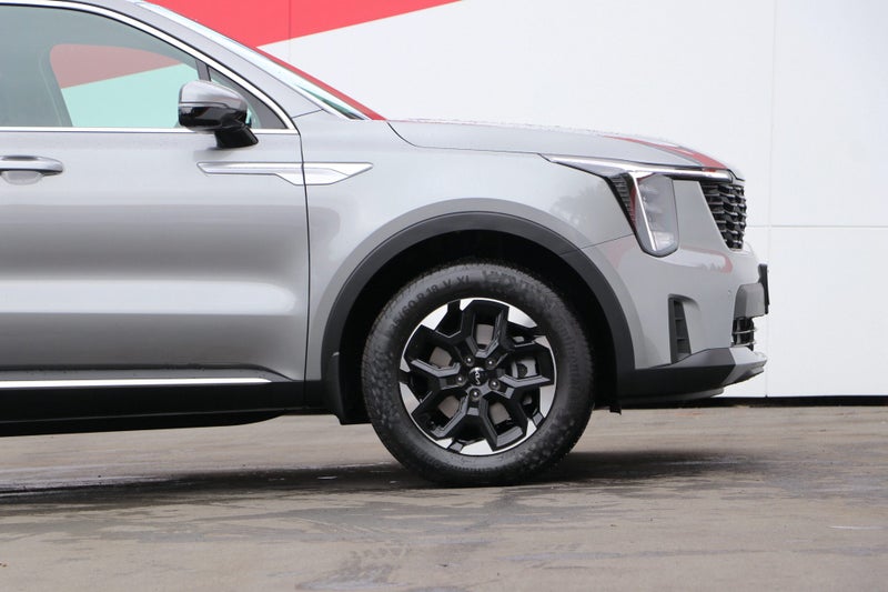 2025 Kia Sorento LX+ 2.2D 4WD image 4
