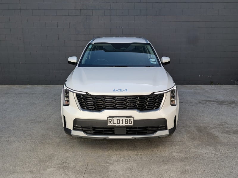 2025 Kia Sorento LX+ AWD 2.2 Diesel DCT image 2