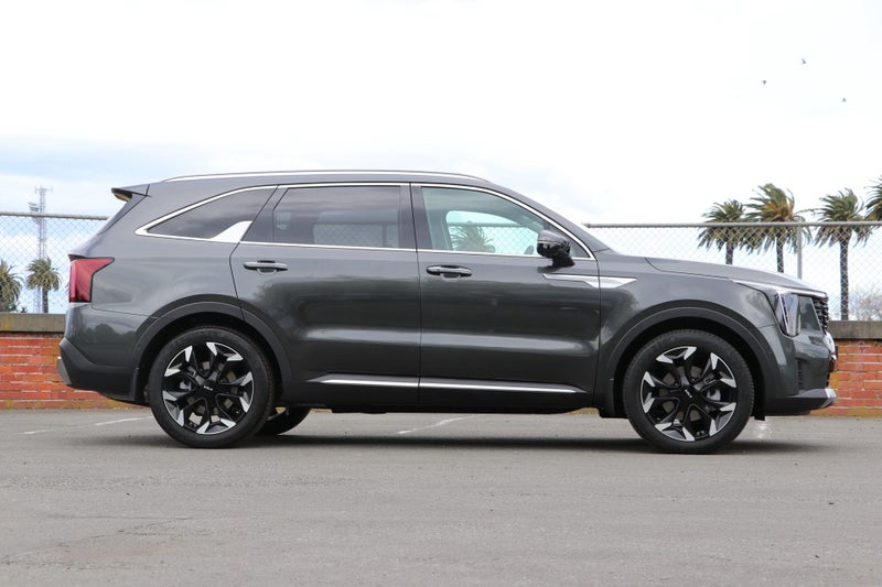 2025 Kia Sorento PREMIUM 2.2DT 4WD image 3