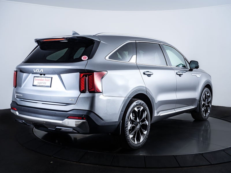 2025 Kia Sorento Premium 2.2L Diesel Auto AWD image 3