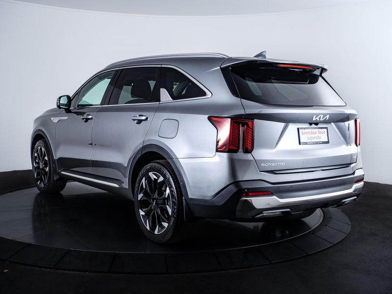 2025 Kia Sorento Premium 2.2L Diesel Auto AWD image 5
