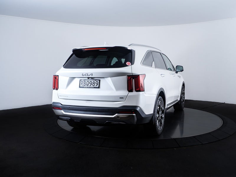 2025 Kia Sorento Premium AWD 2.2 CRDI image 3