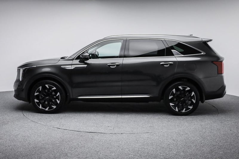 2025 Kia Sorento Premium AWD 2.2 Diesel DCT image 4