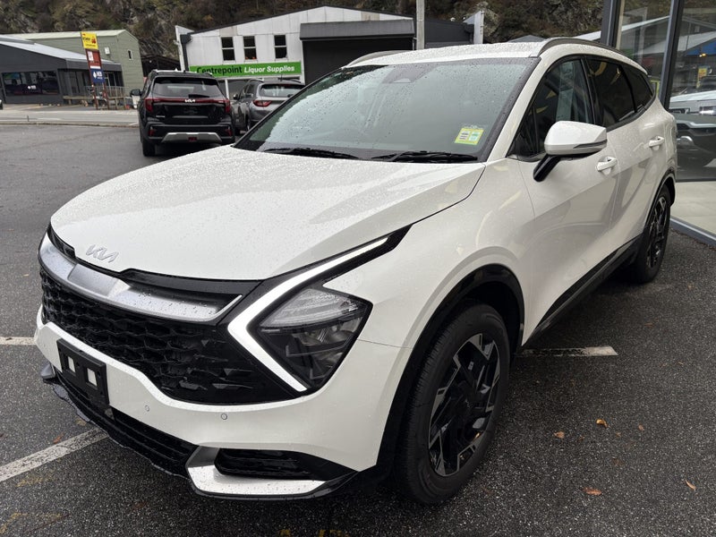 2025 Kia Sportage 1.6T Deluxe AWD DCT image 3