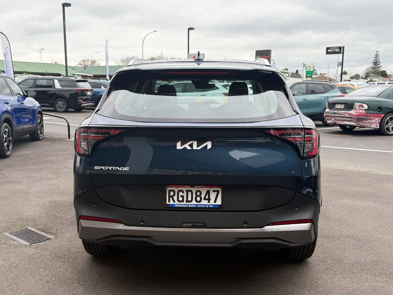 2025 Kia Sportage 1.6T LX 2WD image 5