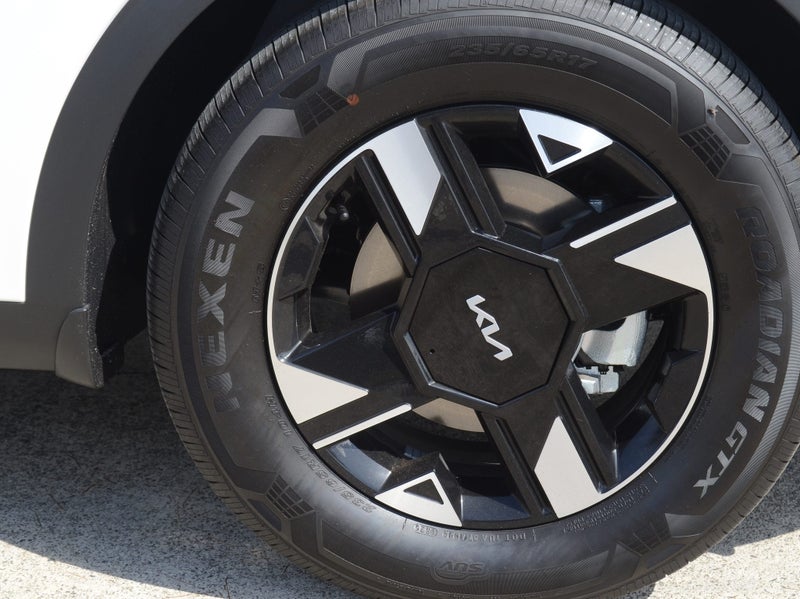 2025 Kia Sportage 1.6T LX 4x2 image 5