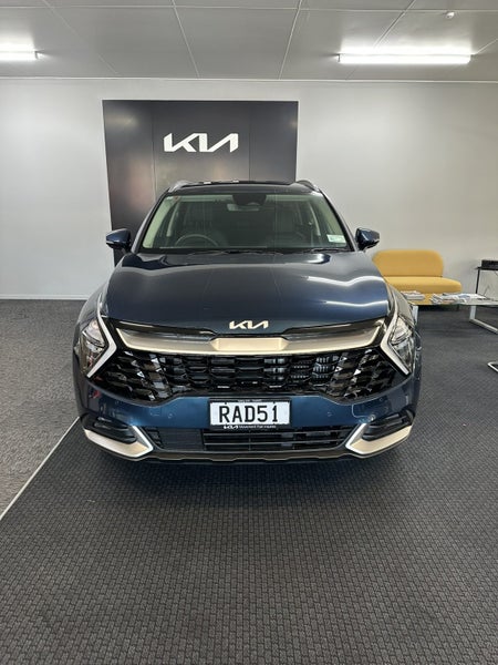 2025 Kia Sportage Earth 1.6Pht/6At image 3