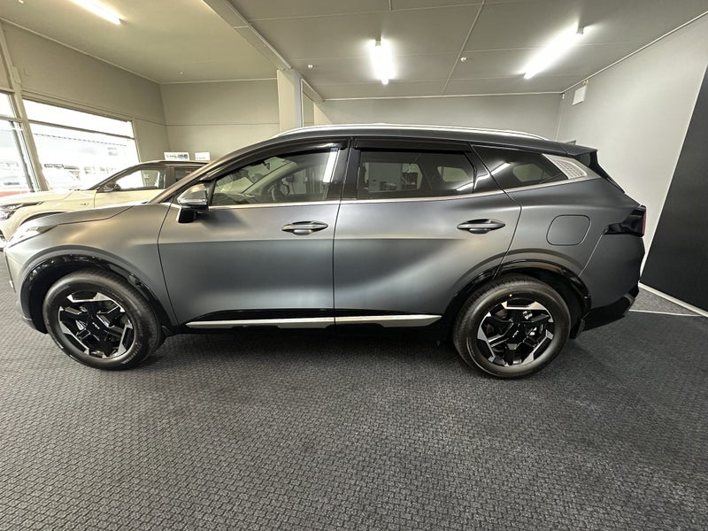 2025 Kia Sportage Earth Hev Awd 1.6Pht image 4