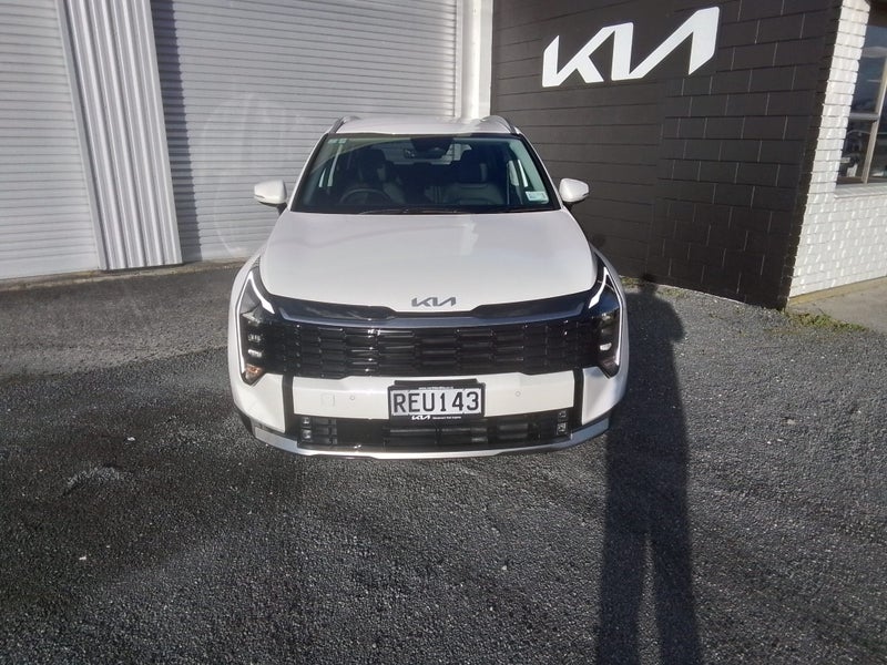 2025 Kia Sportage Earth Hybrid AWD image 2