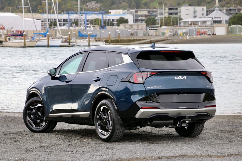 2025 Kia Sportage HEV Earth AWD A/T image 2