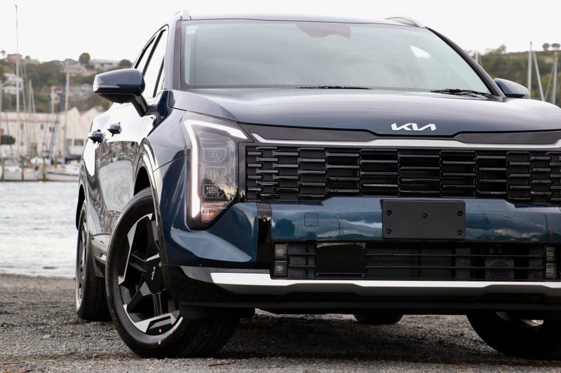 2025 Kia Sportage HEV Earth AWD A/T image 5