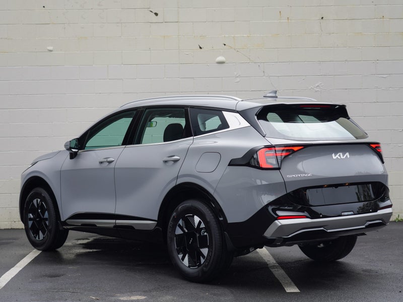 2025 Kia Sportage HEV LIGHT 1.6 PETROL TURBO HY... image 2