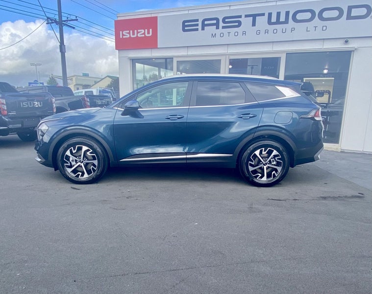2025 Kia Sportage HEV Light 1.6T auto Hybrid image 2