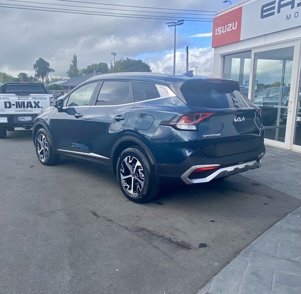 2025 Kia Sportage HEV Light 1.6T auto Hybrid image 3