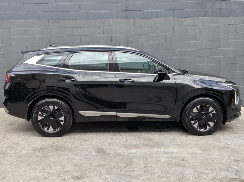 2025 Kia Sportage HEV Light 1.6T Petrol 2WD image 3