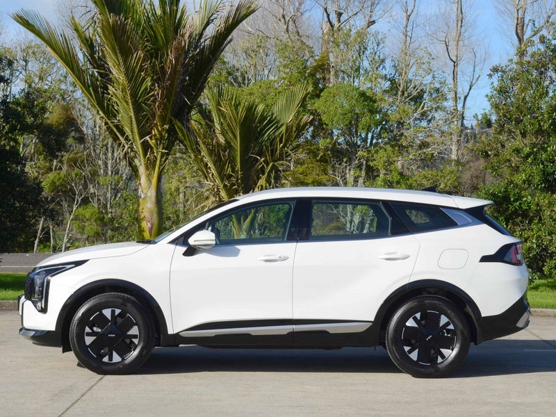 2025 Kia Sportage HEV Light 2WD image 5