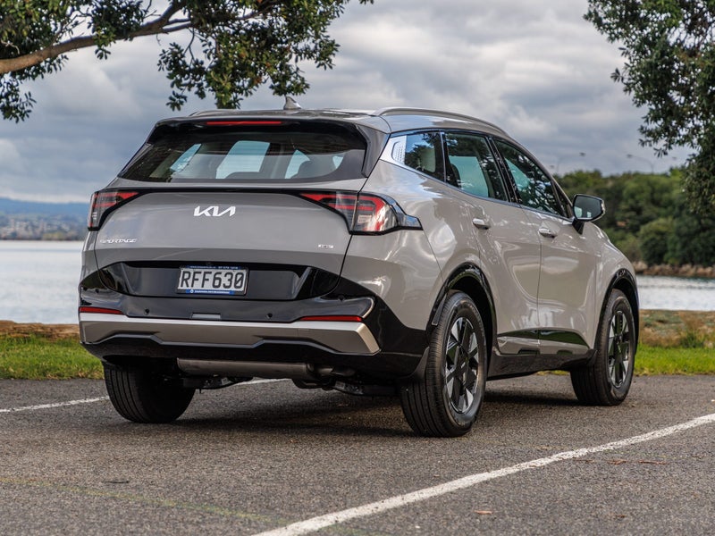 2025 Kia Sportage HEV LIGHT 2WD image 4