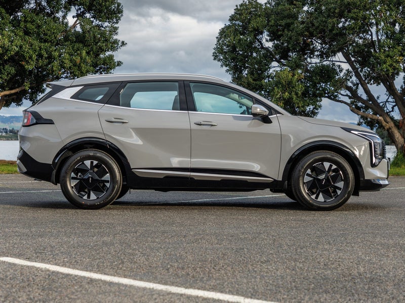 2025 Kia Sportage HEV LIGHT 2WD image 5
