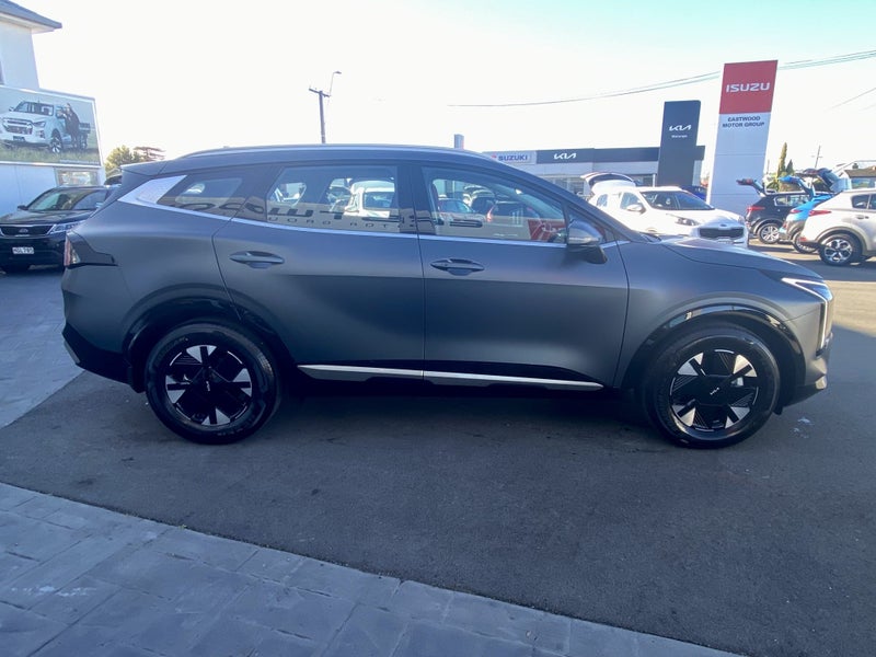 2025 Kia Sportage HEV Light 2WD auto image 5
