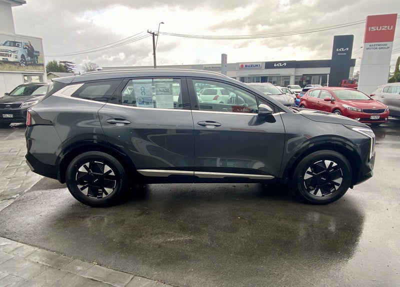 2025 Kia Sportage HEV Light AWD Auto image 5