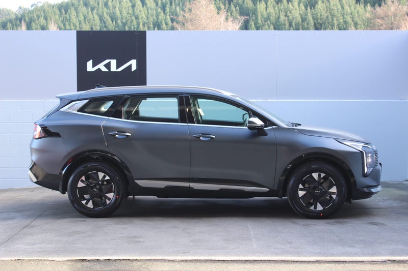 2025 Kia Sportage HYBRID HEV Light 1.6L Turbo 2WD image 2