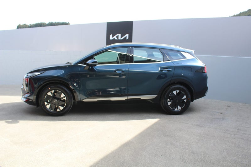 2025 Kia Sportage HYBRID HEV Light 1.6L Turbo AWD image 2