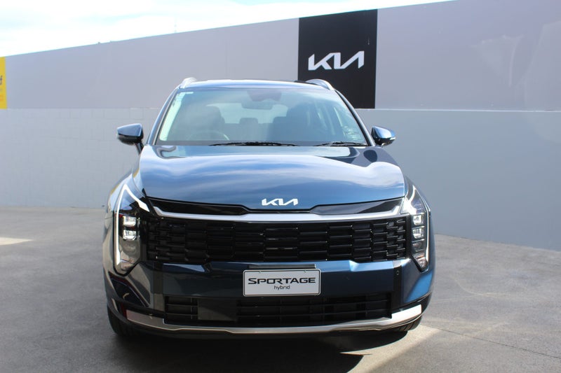 2025 Kia Sportage HYBRID HEV Light 1.6L Turbo AWD image 4