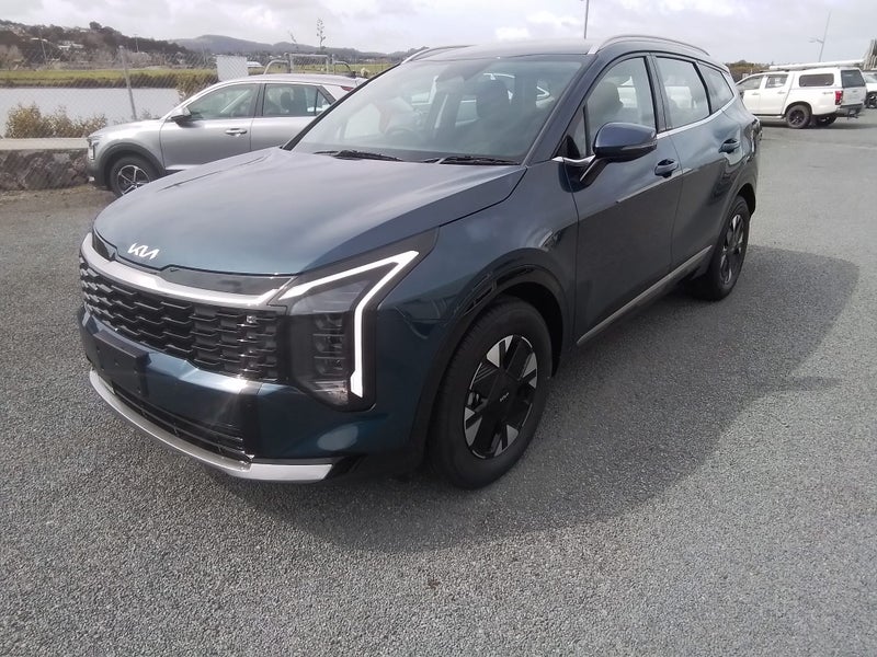 2025 Kia Sportage Light HEV 1.6 turbo AWD image 3