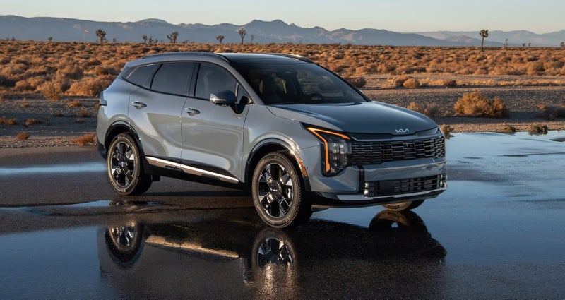 2025 Kia Sportage Light HEV 2WD image 2