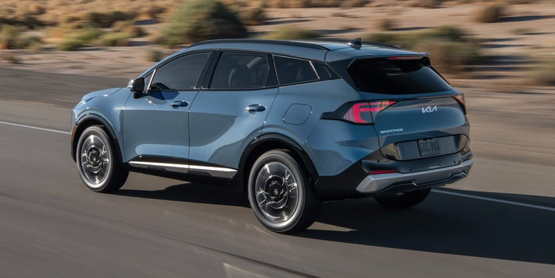 2025 Kia Sportage Light HEV 2WD image 3