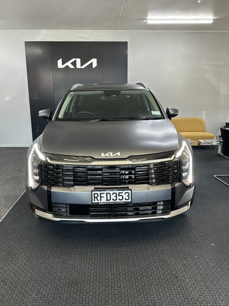 2025 Kia Sportage Light Hev 2Wd 1.6Pht image 3