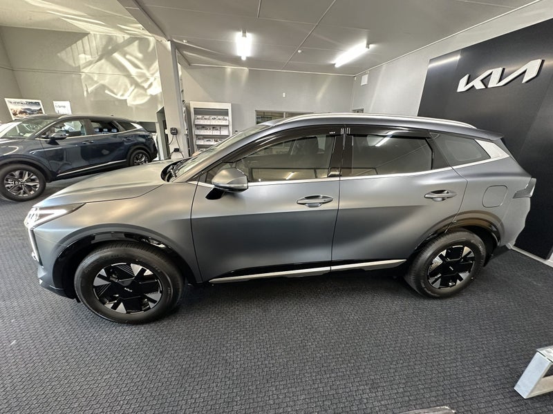 2025 Kia Sportage Light Hev 2Wd 1.6Pht image 5