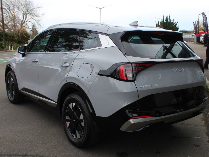 2025 Kia Sportage LIGHT HEV 2WD image 4