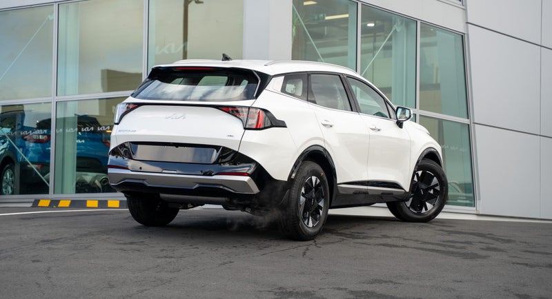 2025 Kia Sportage Light Hev Awd 1.6Pht image 2