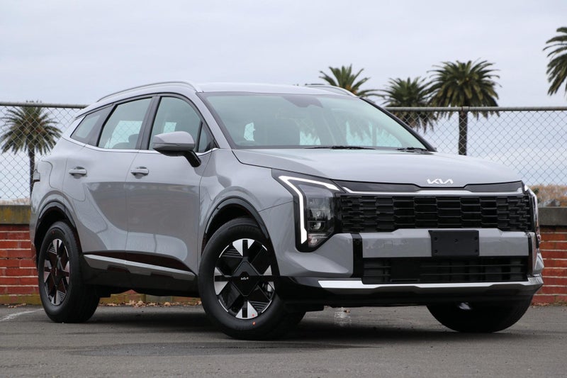2025 Kia Sportage Light HEV AWD image 1