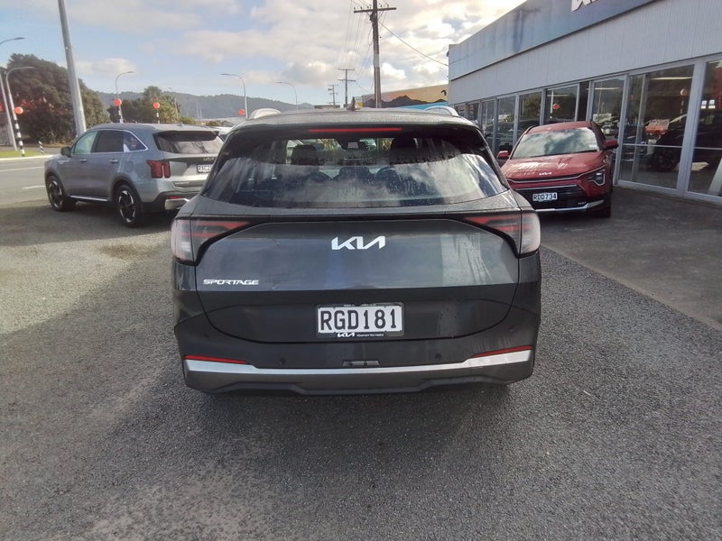 2025 Kia Sportage LX 1.6 turbo 8 speed auto image 5