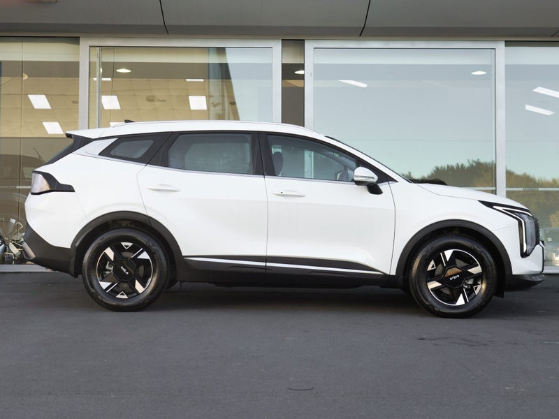 2025 Kia Sportage LX 1.6P 2WD image 3