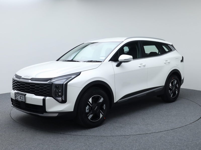 2025 Kia Sportage LX 1.6T image 4