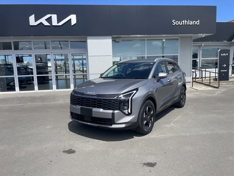2025 Kia Sportage LX 1.6T image 2