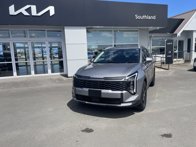 2025 Kia Sportage LX 1.6T image 3