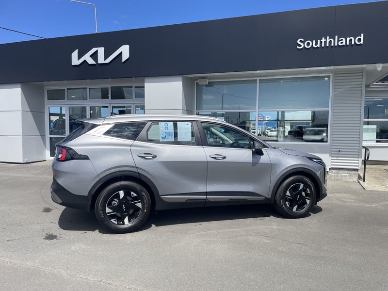 2025 Kia Sportage LX 1.6T image 5