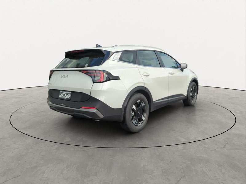 2025 Kia Sportage LX 1.6T Petrol 2WD image 4