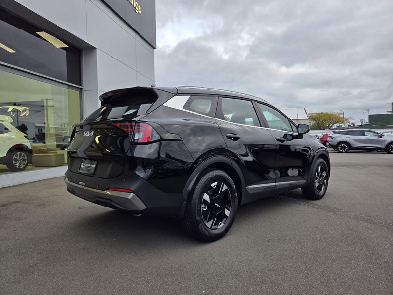 2025 Kia Sportage LX 1.6T URBAN image 3
