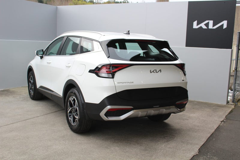 2025 Kia Sportage LX 2.0 Turbo Diesel 4WD $47,9... image 3